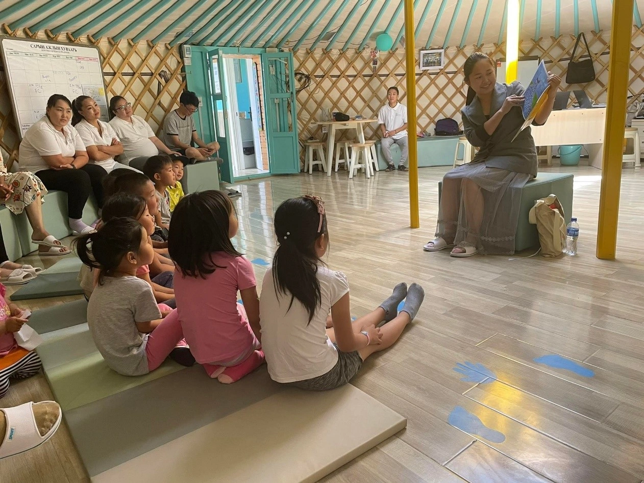 Mongolia Let's Read - Read Aloud Event