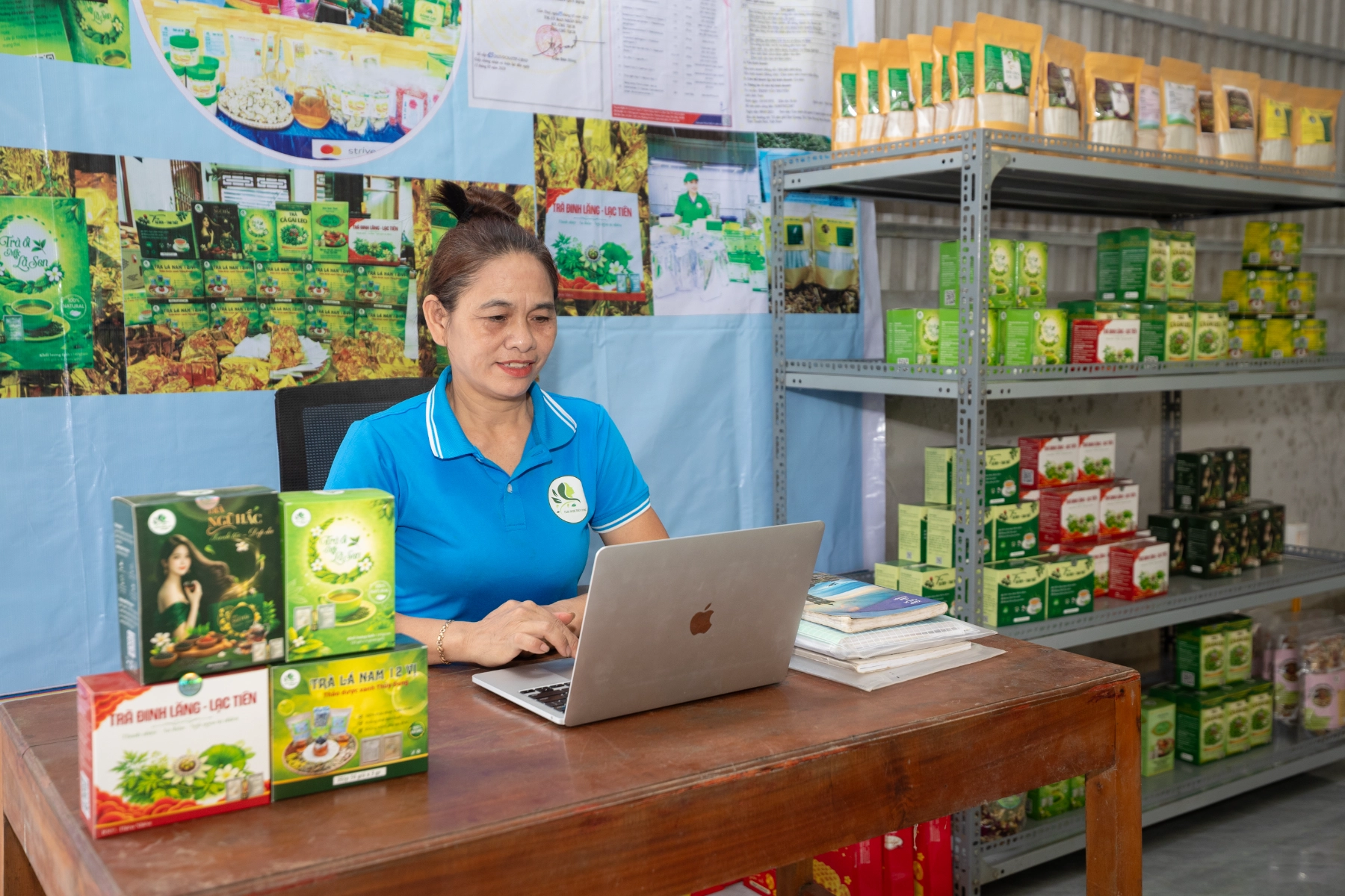 Herbal tea entrepreneur in Thanh Hoa (AMB)